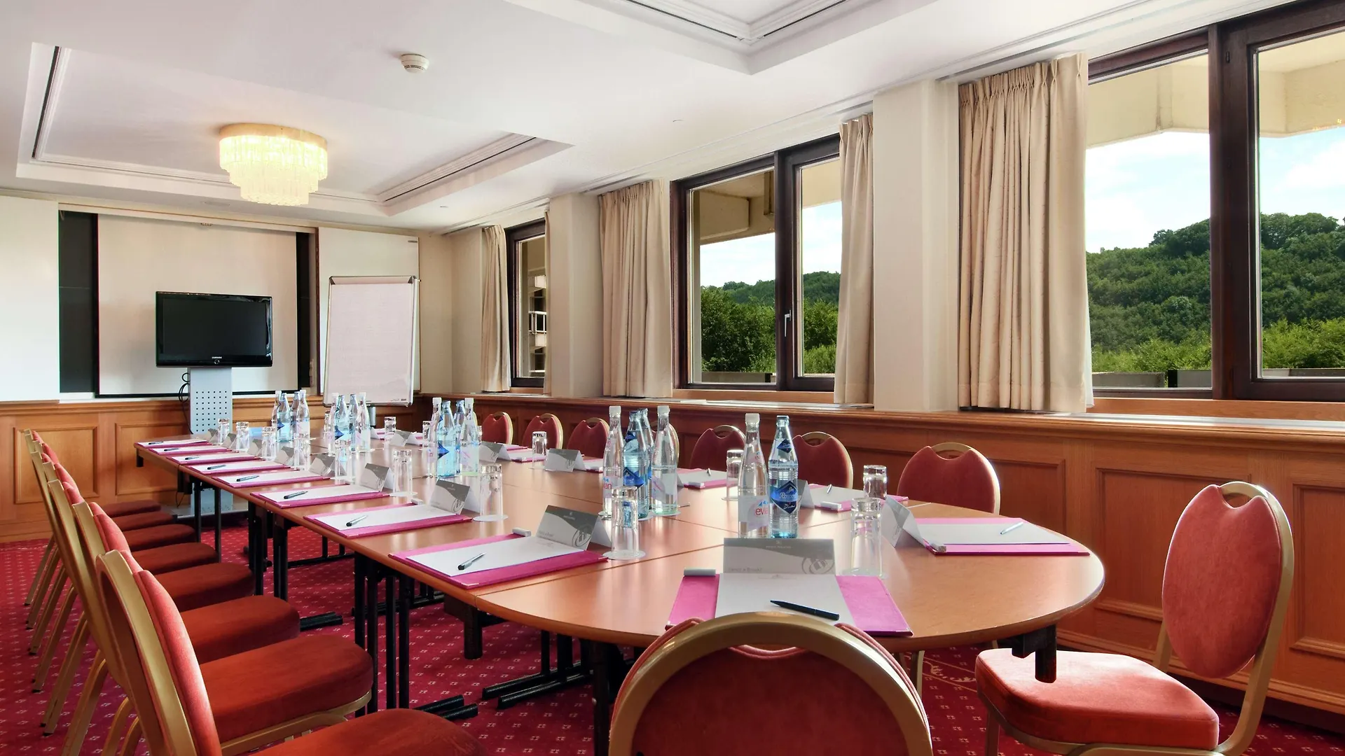 Doubletree By Hilton Luxembourg Hotel