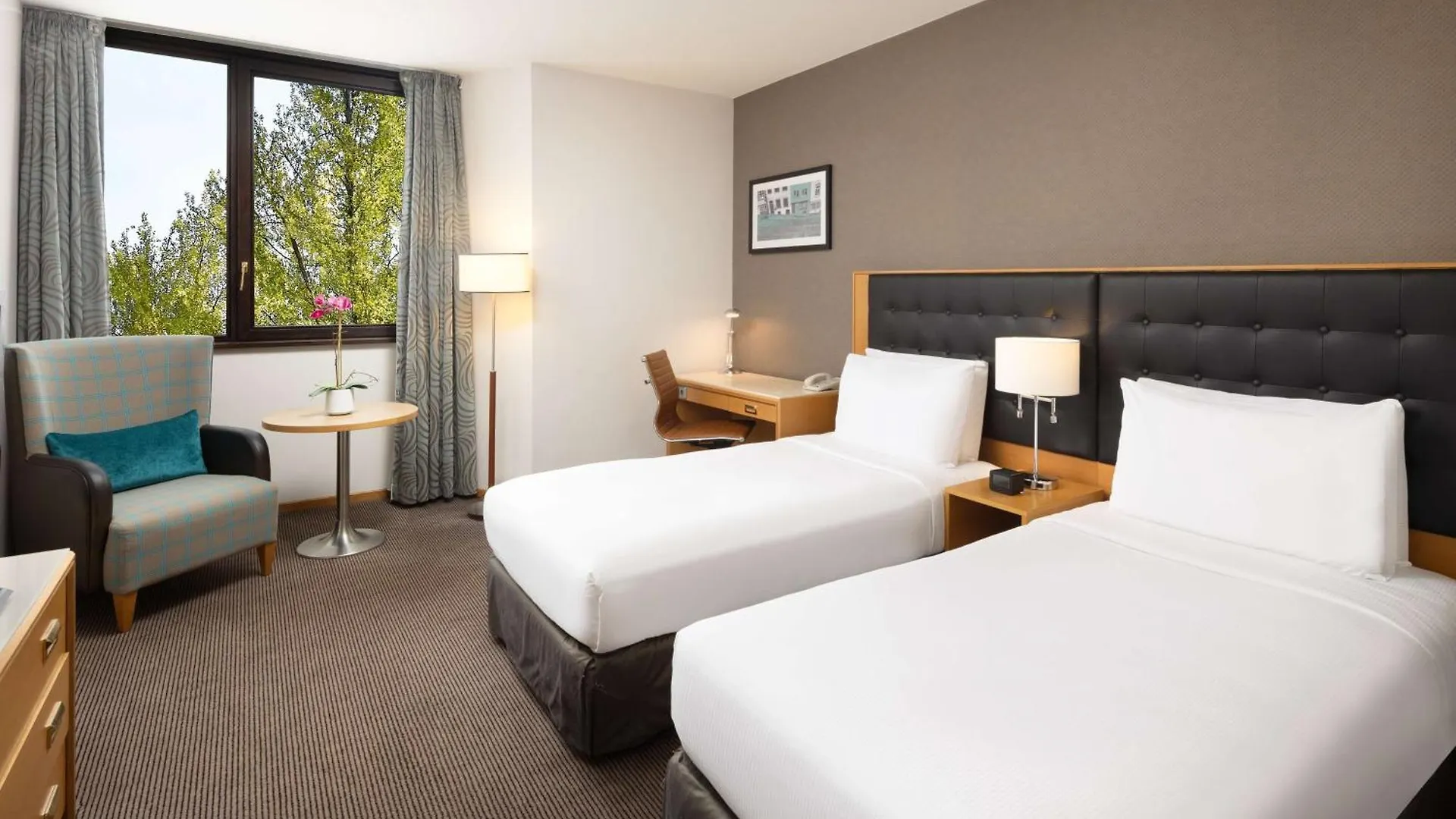 Doubletree By Hilton Luxembourg Hotel 4*,