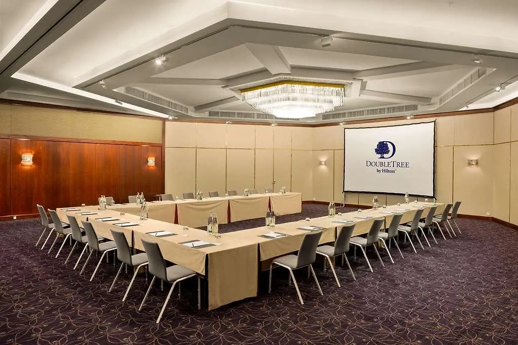 Doubletree By Hilton Luxembourg Hotel