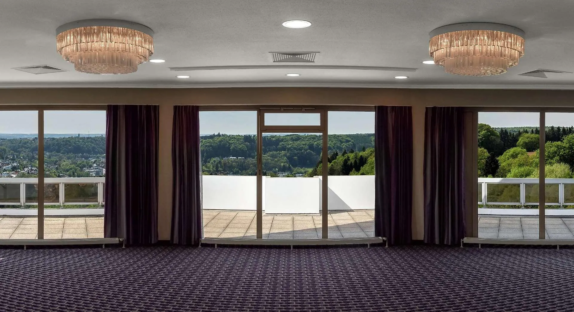 Doubletree By Hilton Luxembourg Hotel