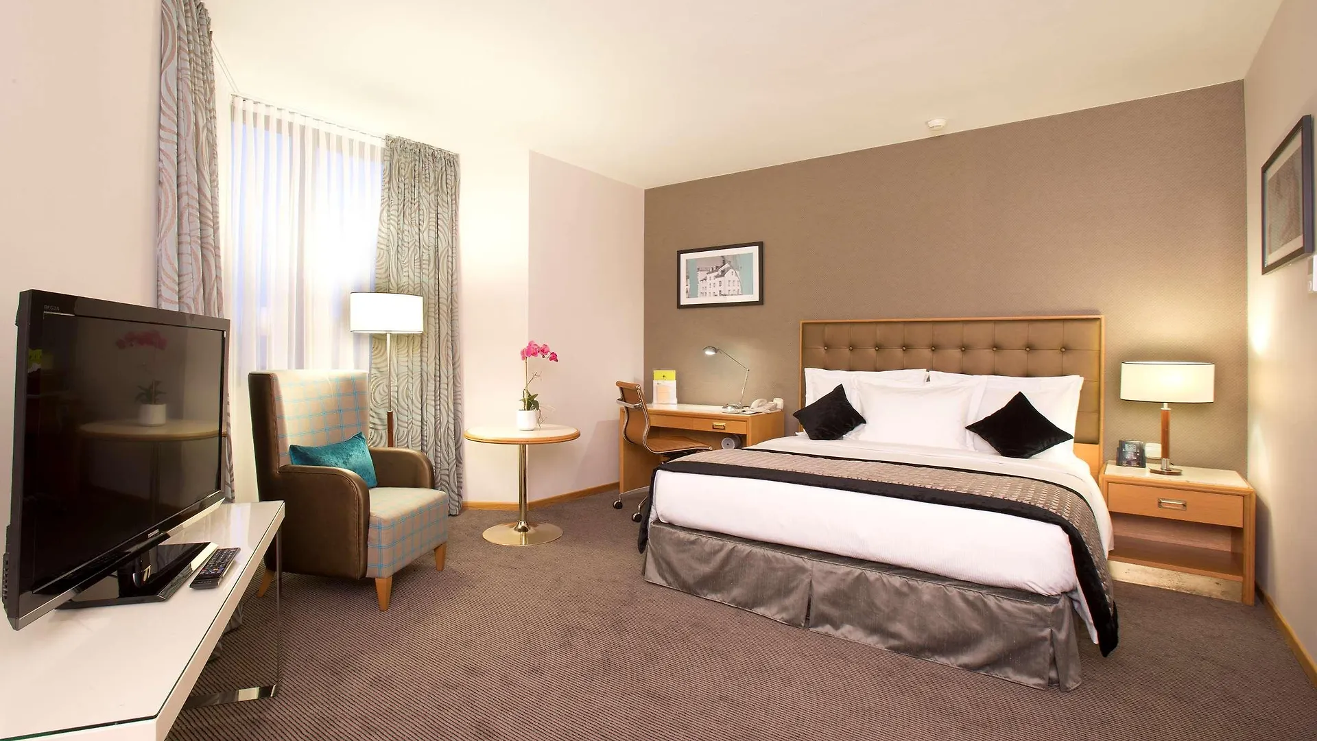 ****  Doubletree By Hilton Luxembourg Hotel Luxembourg