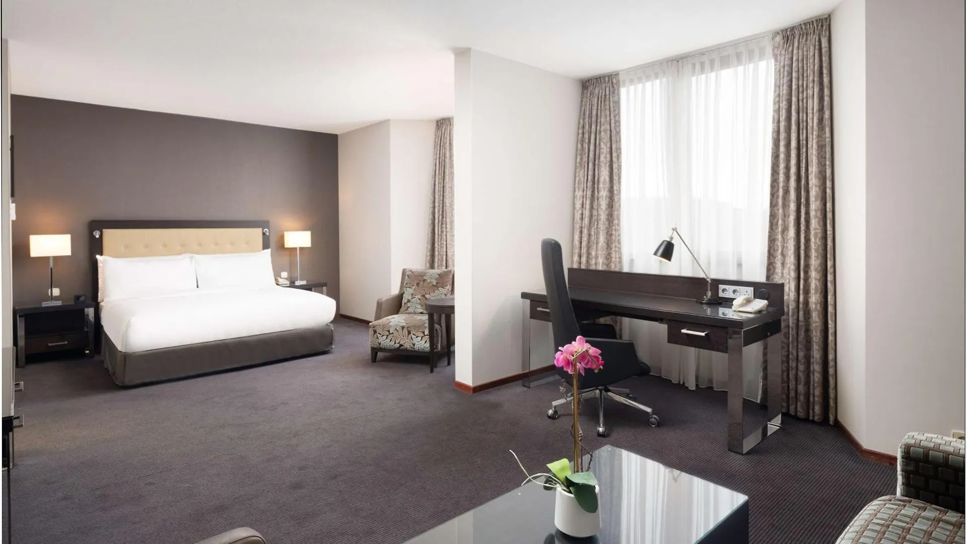 Doubletree By Hilton Luxembourg Hotel